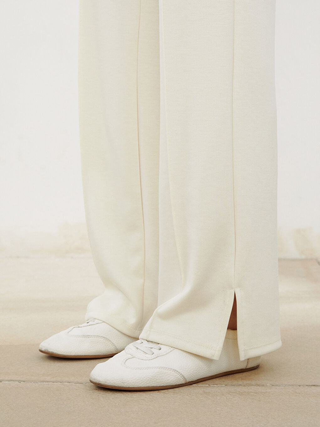 Ekru Dar Fit Modal Karışımlı Kadın Pileli Pantolon-2