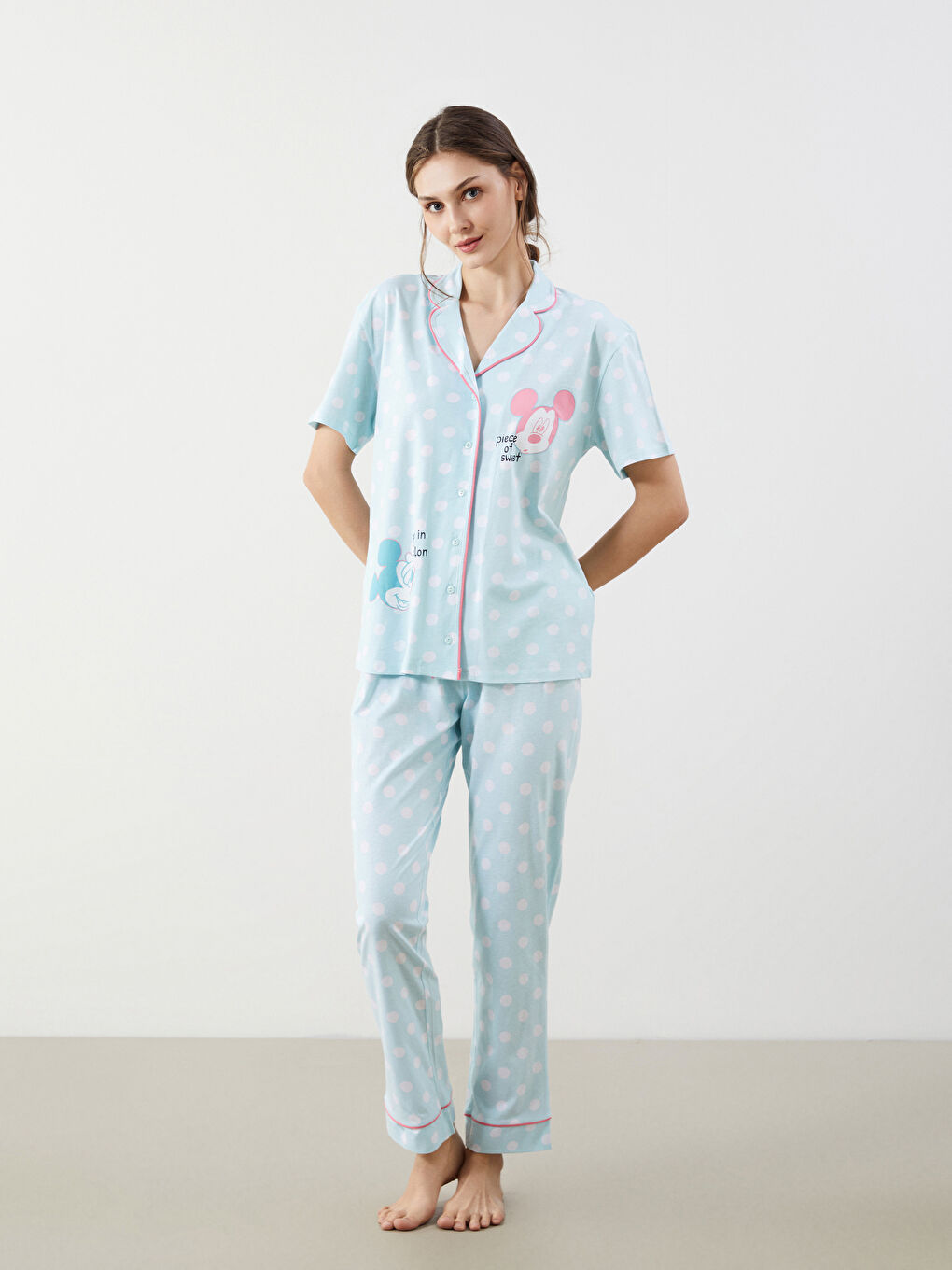 Mavi Mickey Mouse Baskılı Kadın Pijama Takımı-1