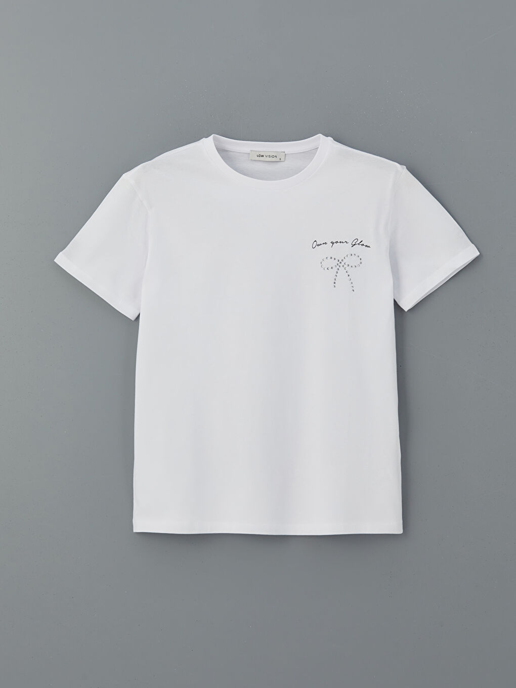 Beyaz Bisiklet Yaka Taşlı Kadın Tişört-4