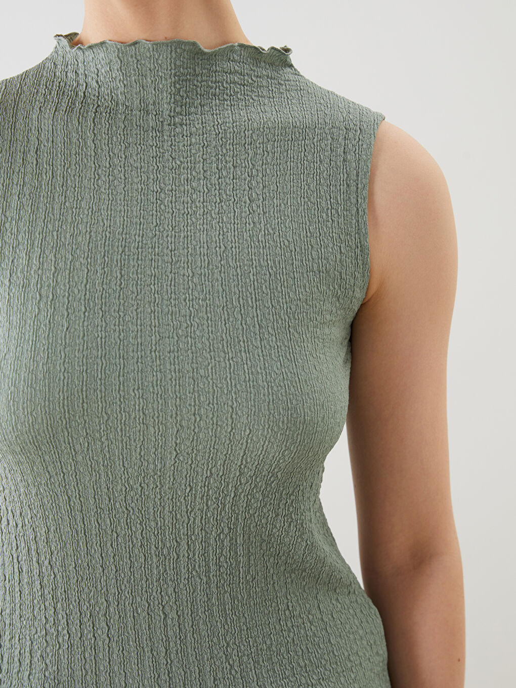 Woman GREEN Tank Top -S5O392Z8-GC8