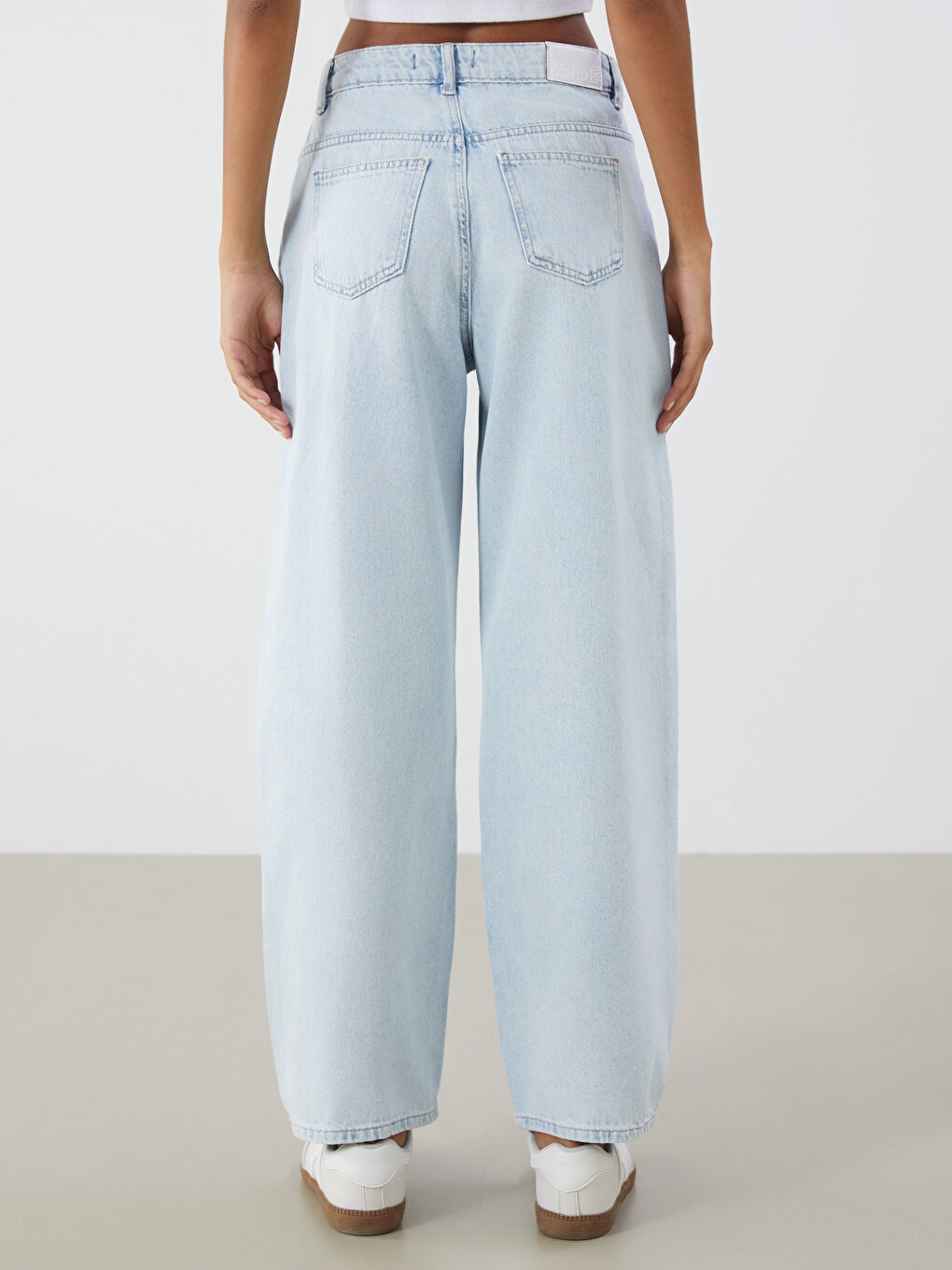 Baggy Fit Women's Jeans-3