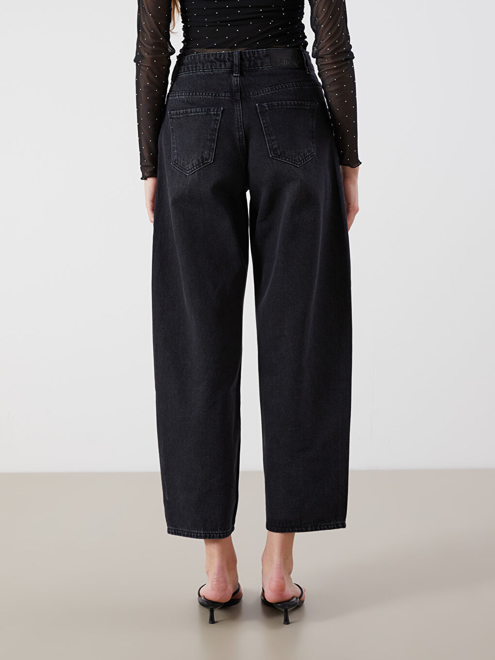 Siyah Baggy Fit Kadın Jean Pantolon-3