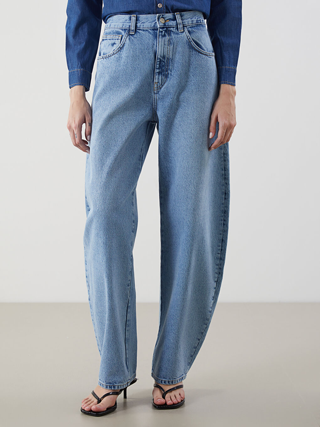 LCW Jeans Indigo Baggy Fit Kadın Jean Pantolon - 1