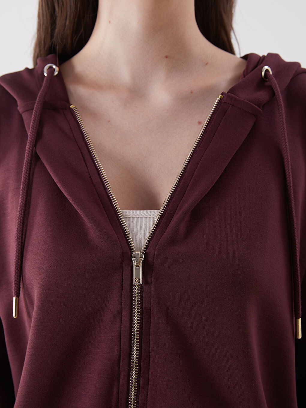 Bordo Kapüşonlu Crop Kadın Fermuarlı Sweatshirt-2