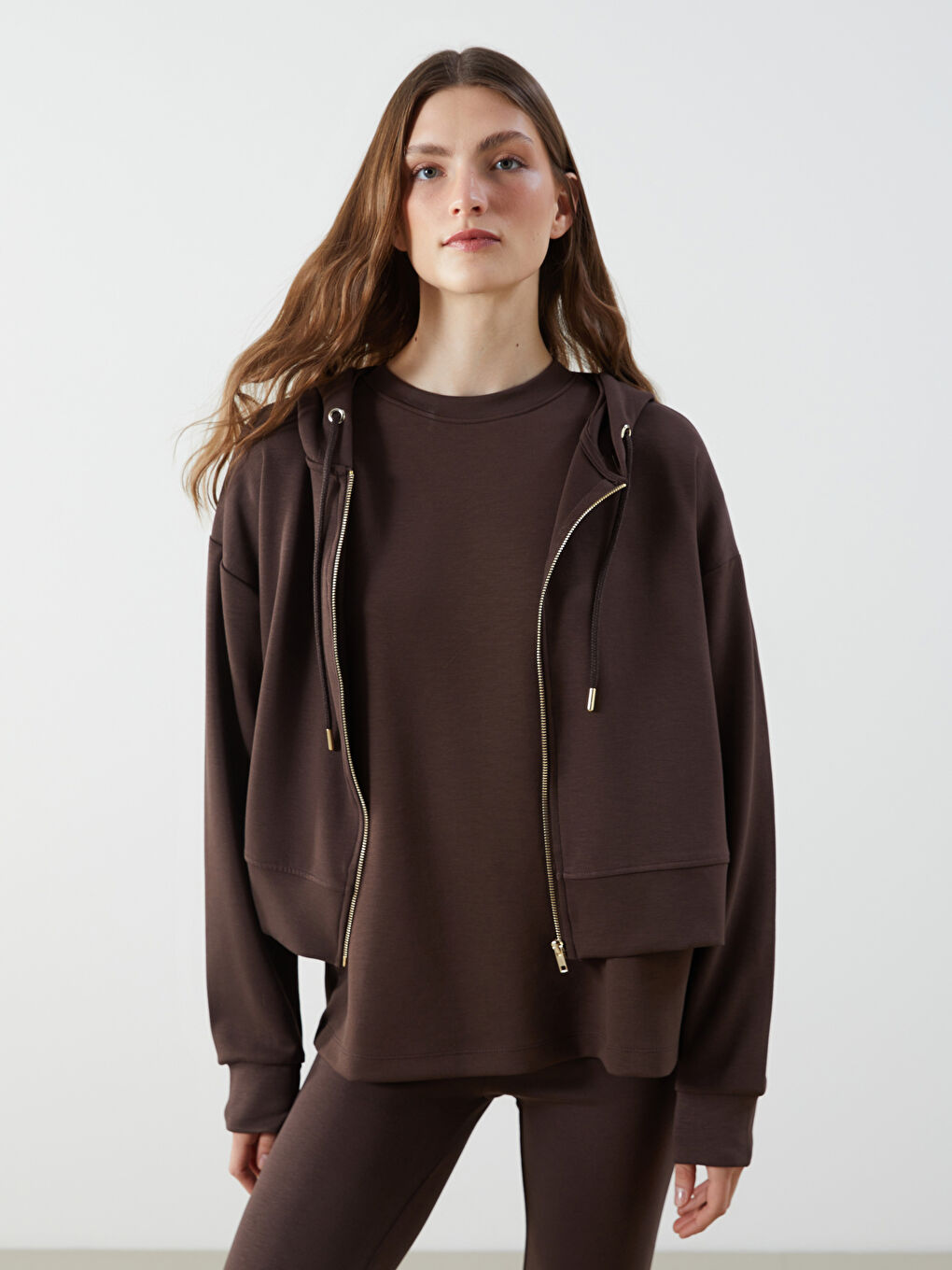 Kahverengi Kapüşonlu Crop Kadın Fermuarlı Sweatshirt