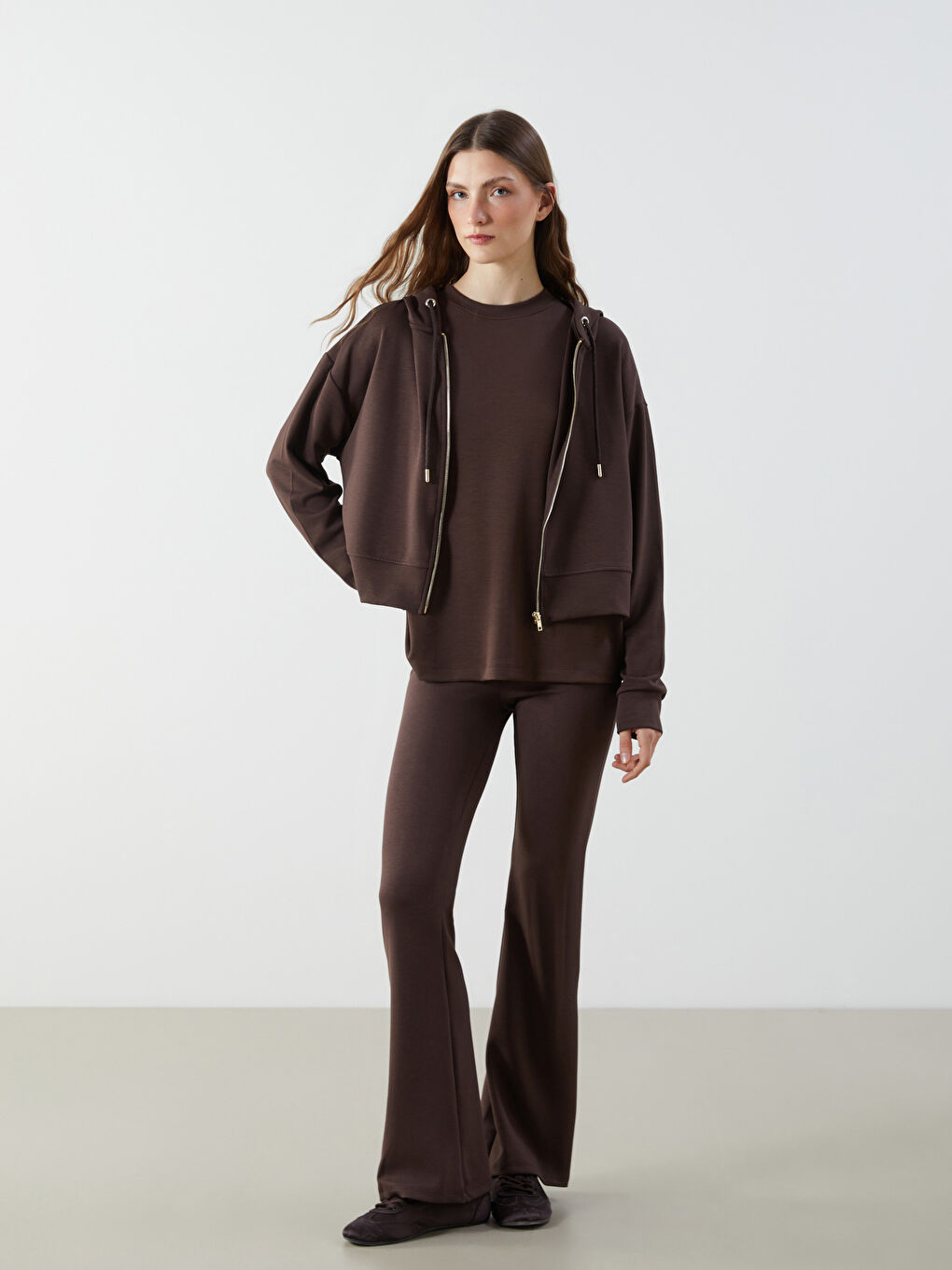 Kahverengi Kapüşonlu Crop Kadın Fermuarlı Sweatshirt-1