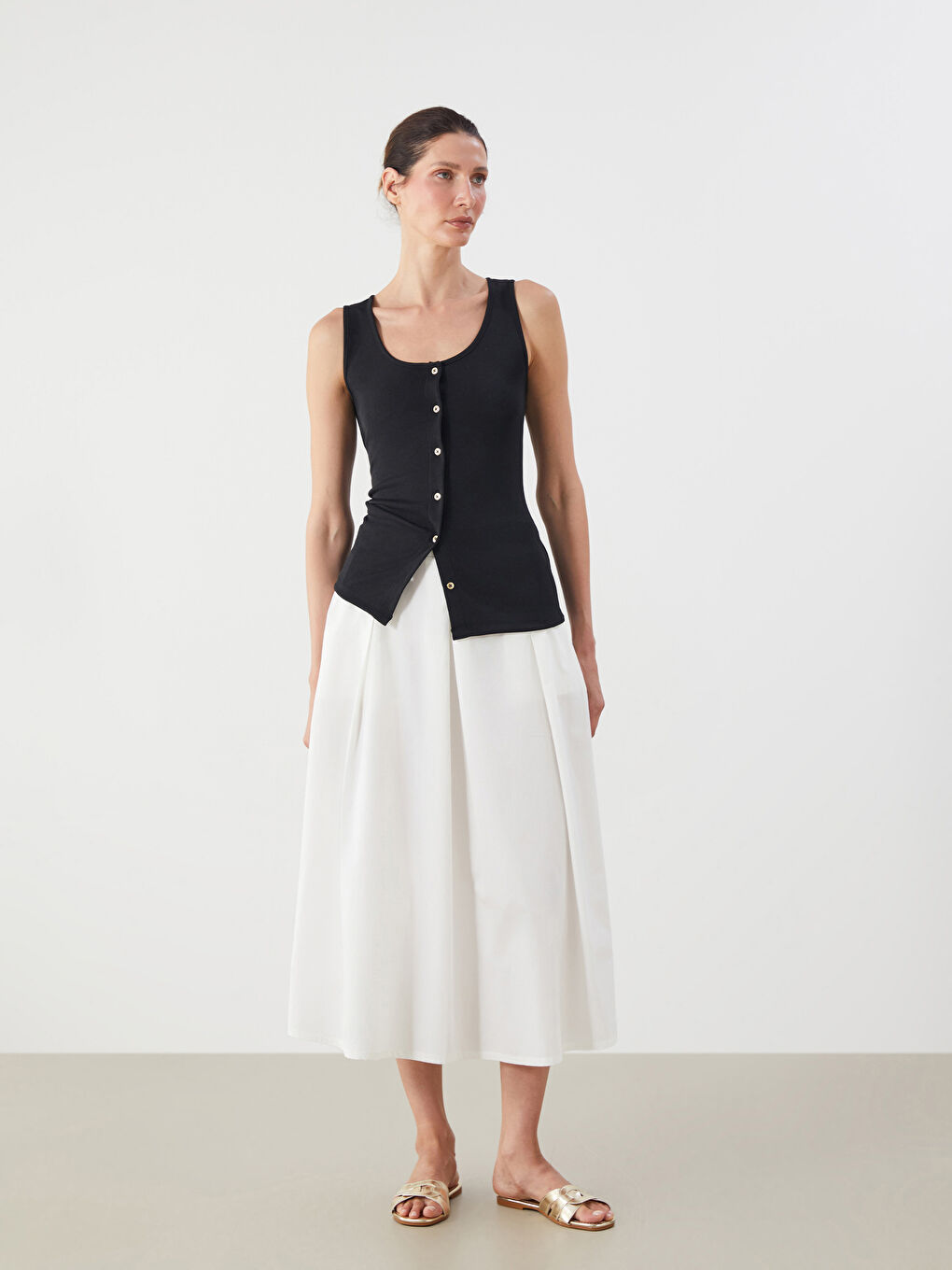 Siyah U Yaka Dokulu Bluz-1