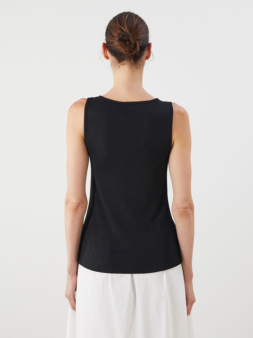 Siyah U Yaka Dokulu Bluz-3