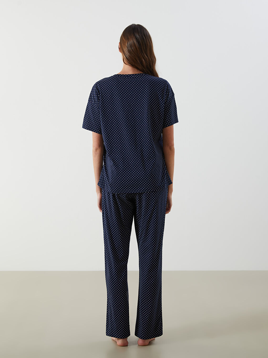 Crew Neck Embroidered Women's Pyjama Set-3