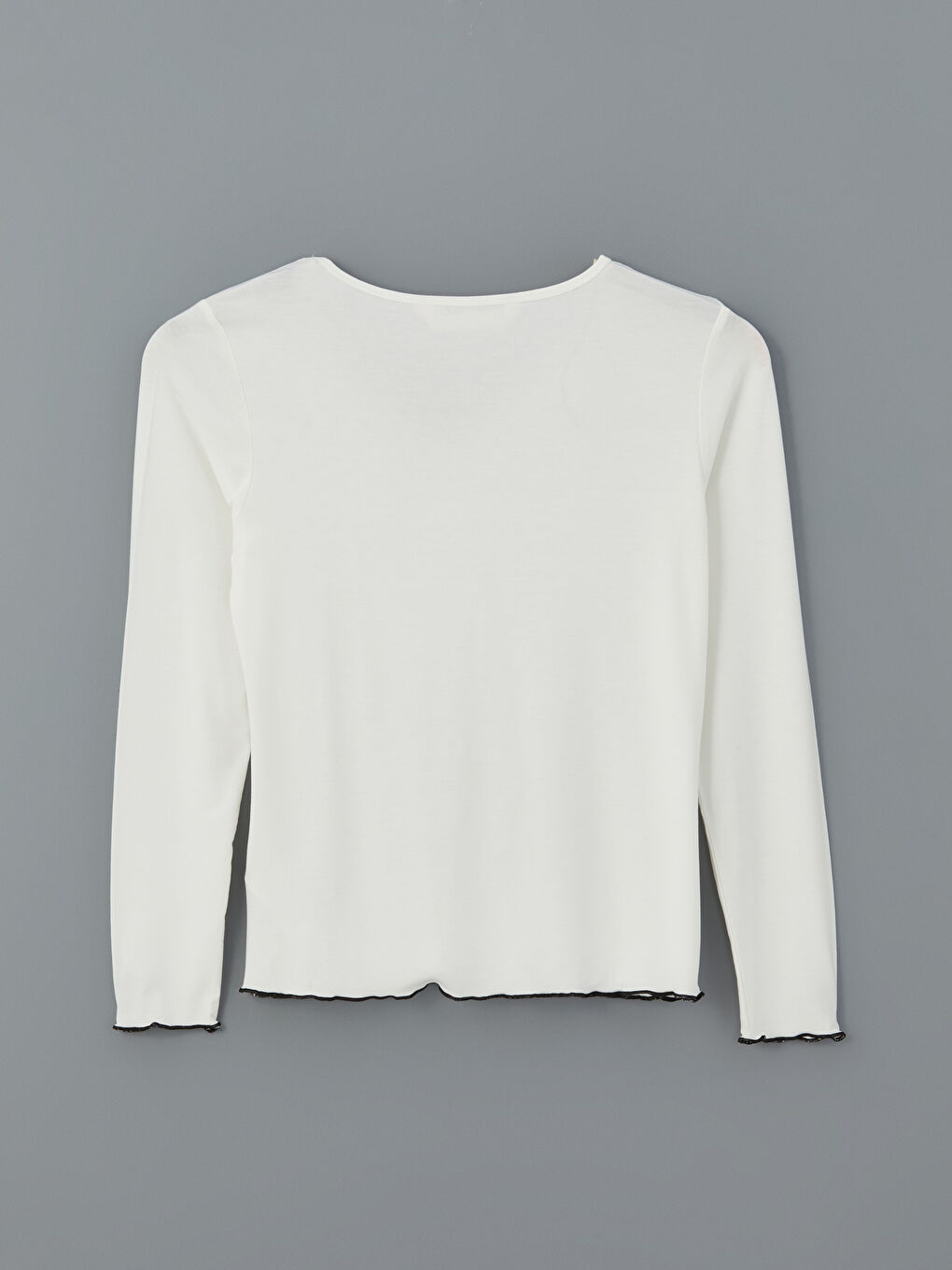 Ekru V Yaka Fiyonk Detaylı Kadın Pijama Üstü-1