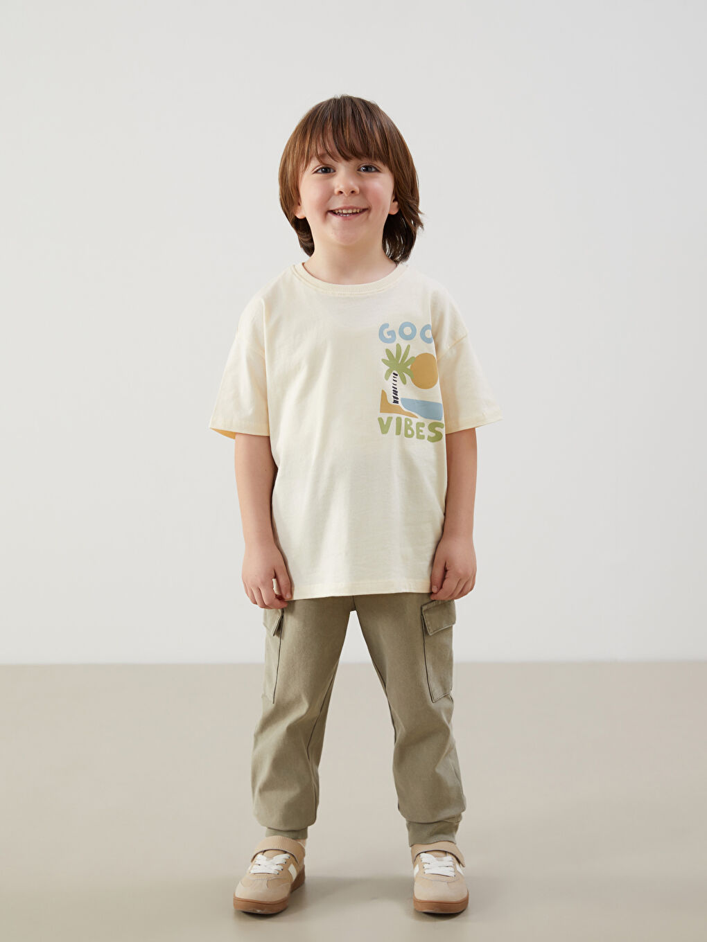 Bej Bisiklet Yaka Yazı Baskılı Erkek Çocuk Tişört-1
