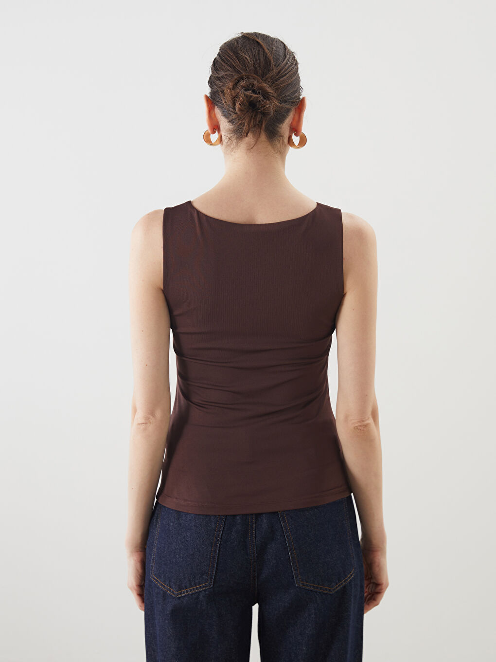 Kahverengi V Yaka Kadın Atlet-3