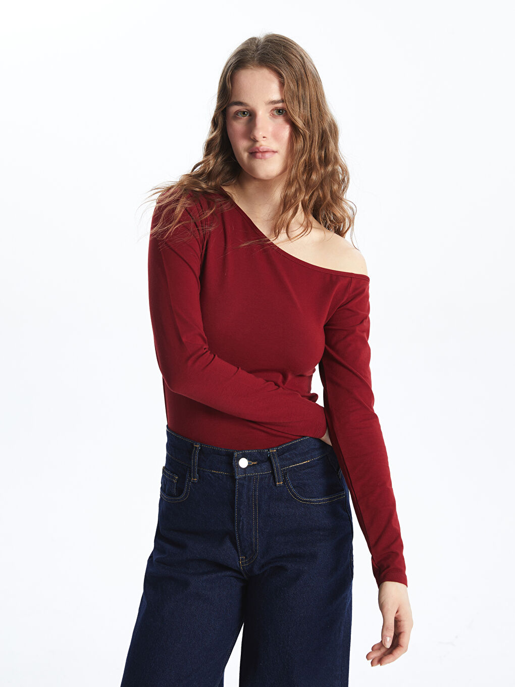 Bordo Kayık Yaka Kadın Tişört