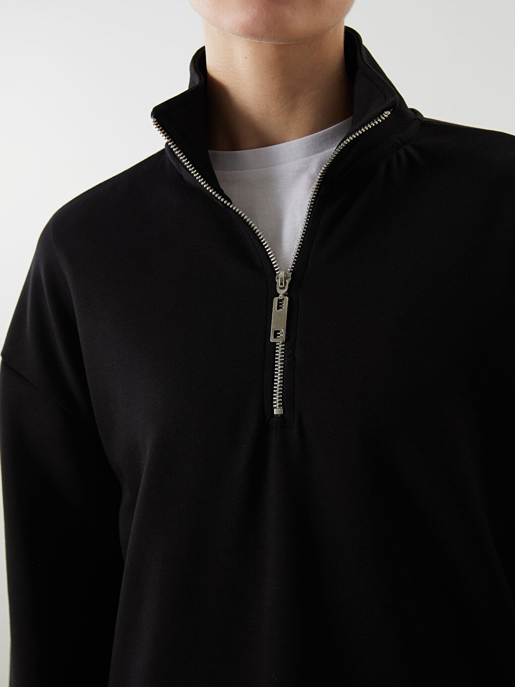 LCW Comfort Siyah Dik Yaka Kadın Sweatshirt - 2