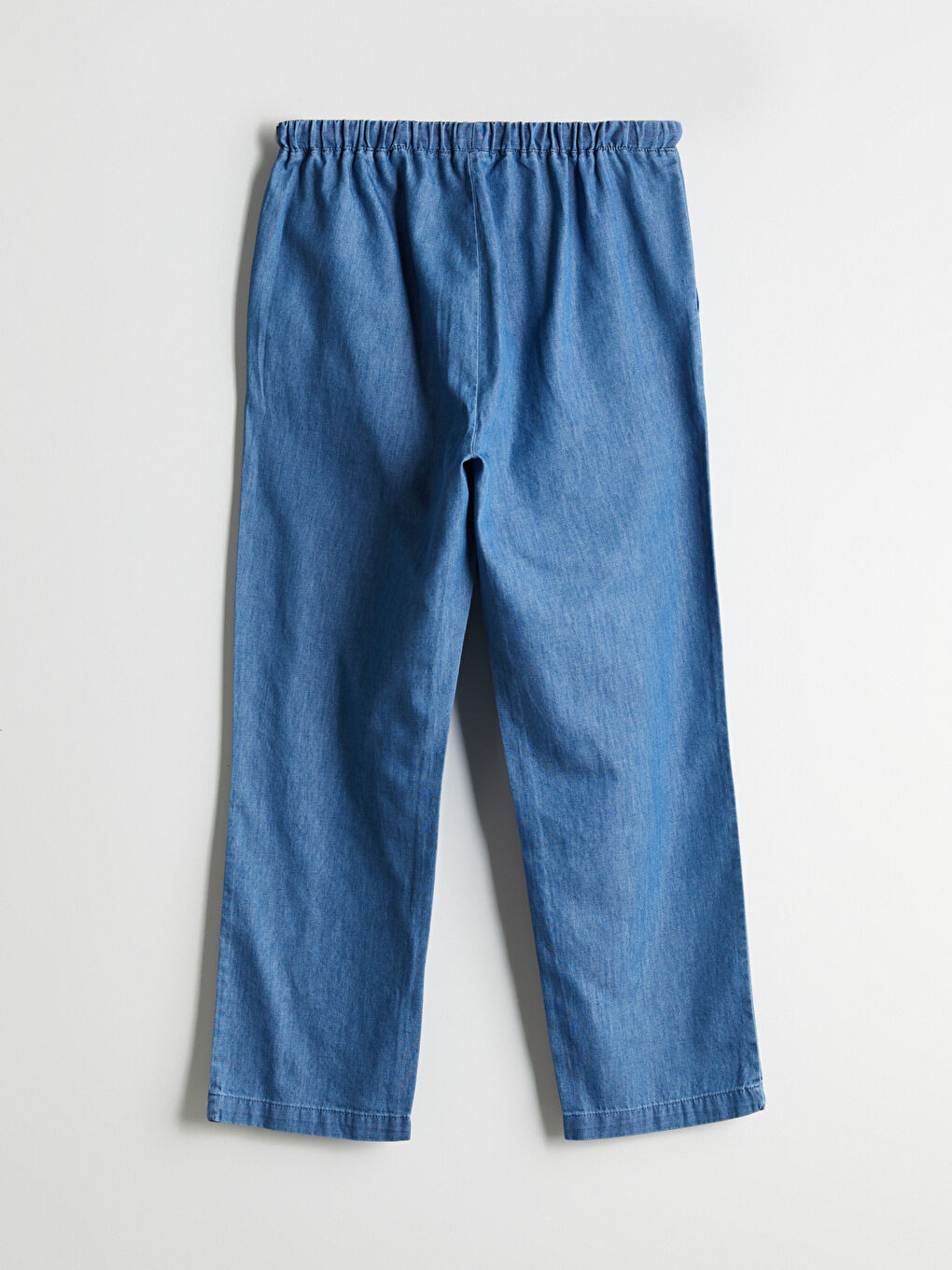 LCWAIKIKI Classic Indigo Beli Lastikli Wideleg Kadın Jean Pantolon - 5