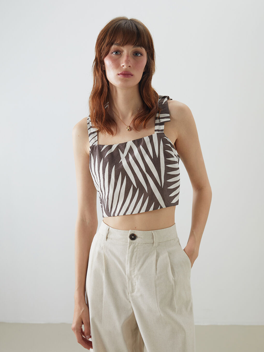 Square Neck Patterned Strappy Crop Top -S5O937Z8-LQY