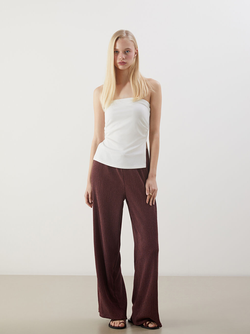 Bordo Beli Lastikli Dokulu Kadın Pantolon