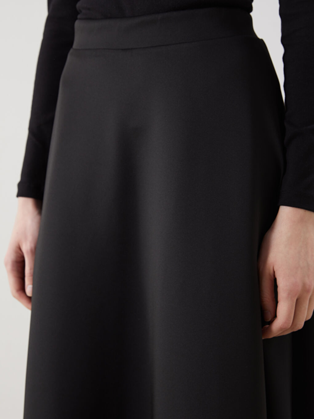 Siyah Beli Lastikli A Kesim Etek-2