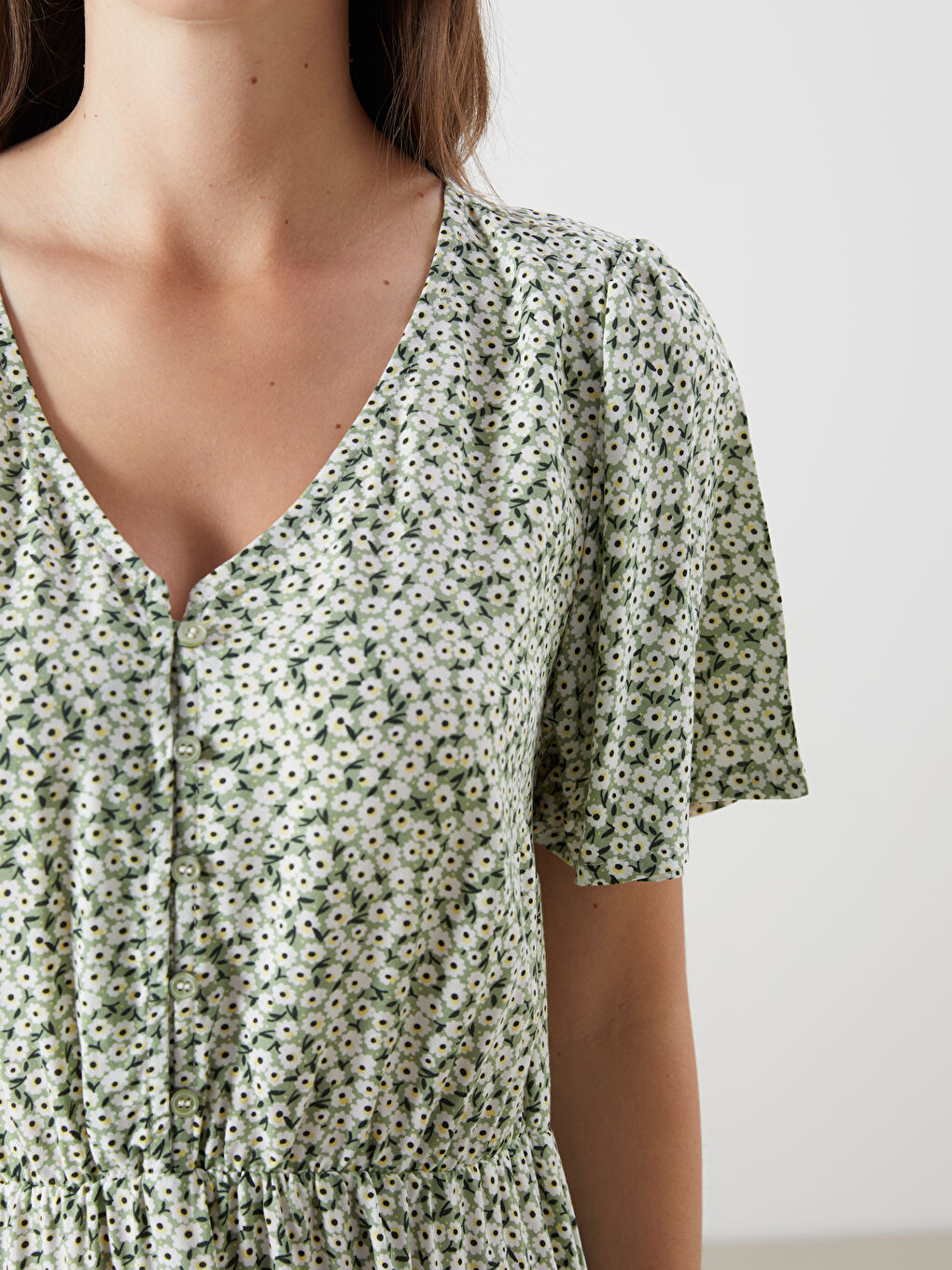 V-Neck Floral Mini Dress -S5OA37Z8-LRL