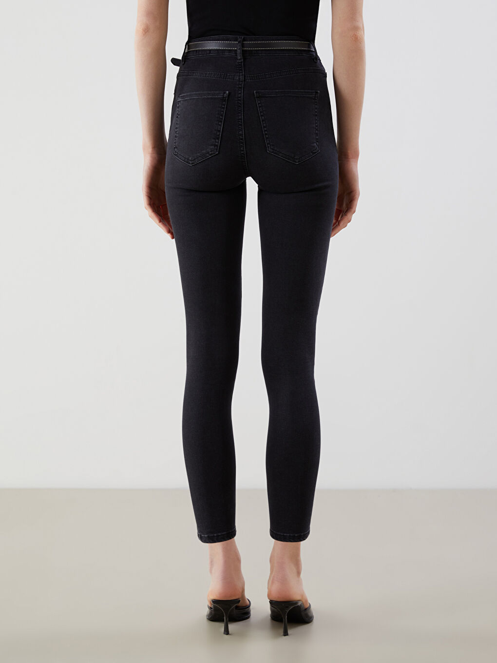 Siyah Beli Kemerli Jüpiter Süper Skinny Fit Kadın Jean Pantolon-3