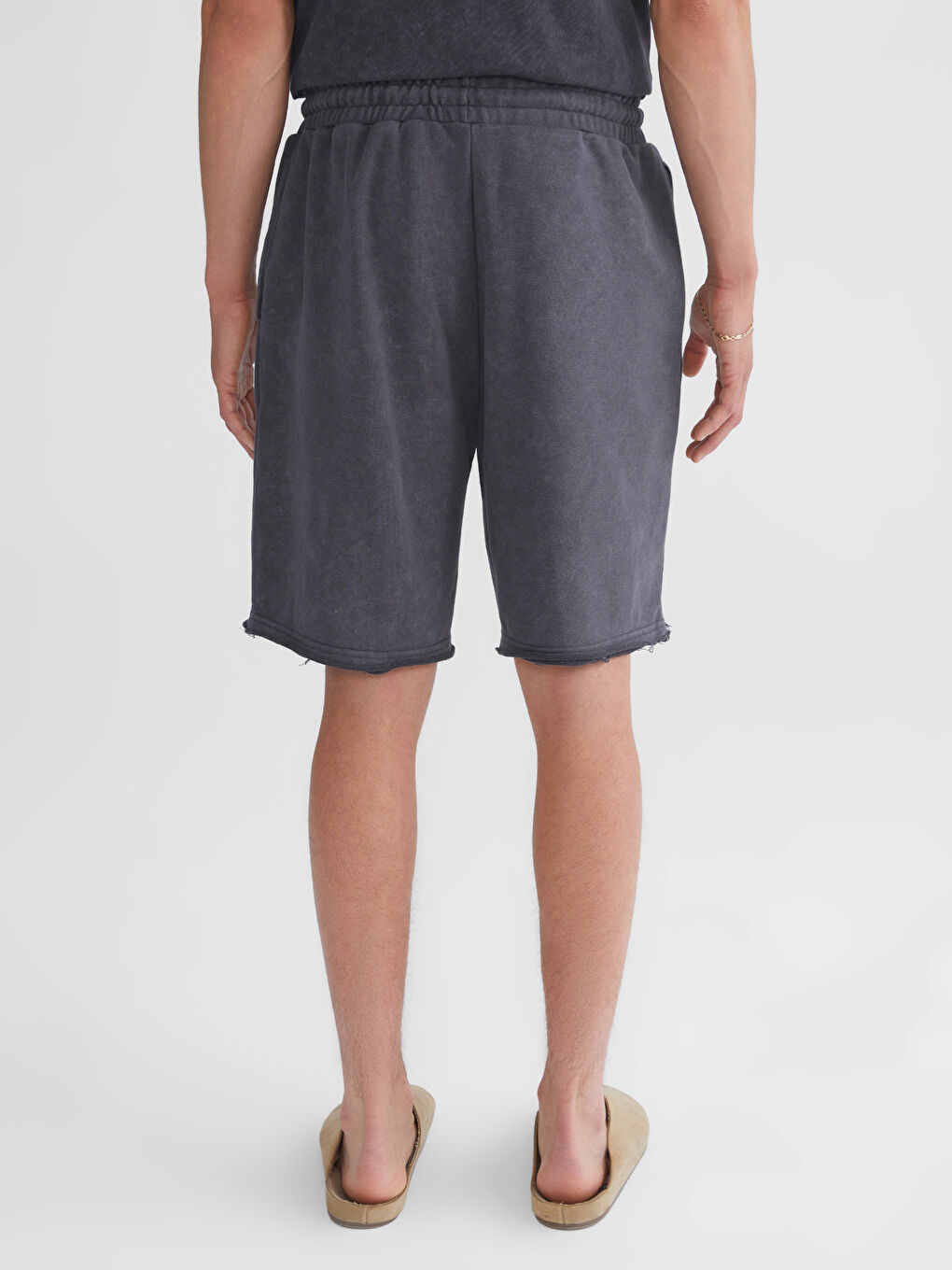 شورت رجالي واسع ومريح-6