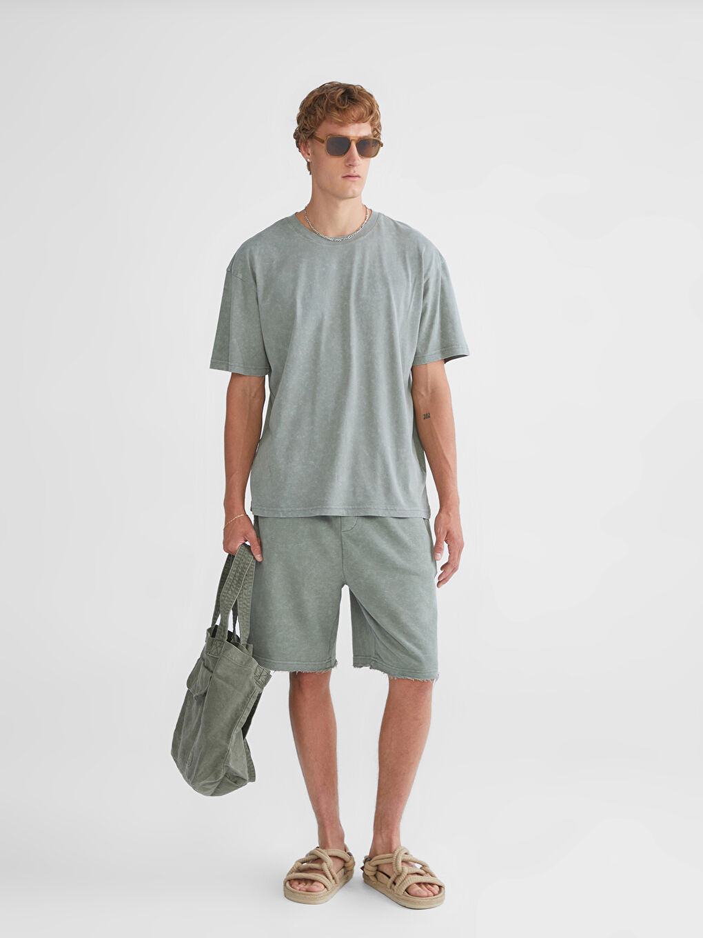 Yeşil Rahat Kalıp Erkek Şort