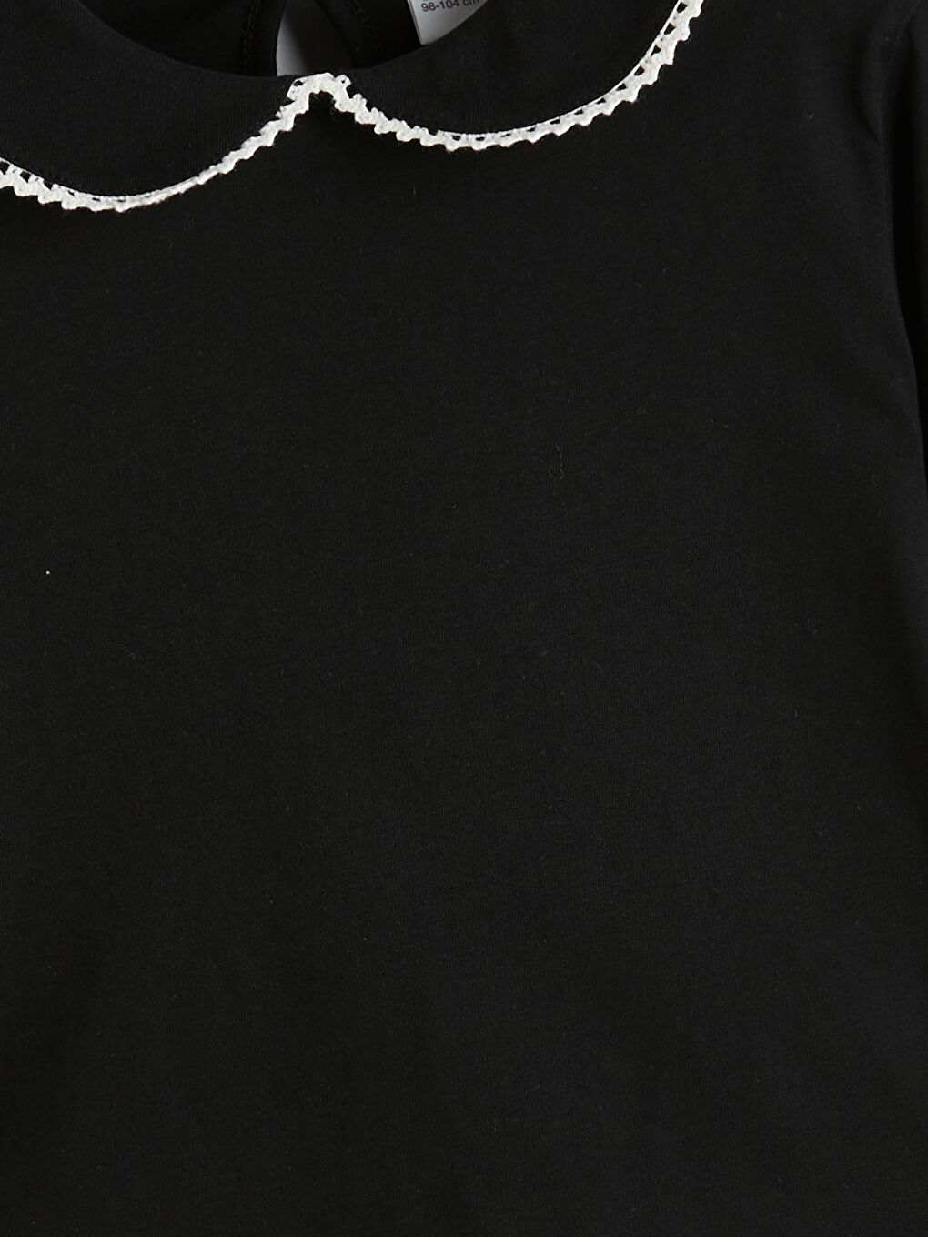 Siyah Bebe Yaka Arkadan Düğmeli Kız Çocuk Tişört-1