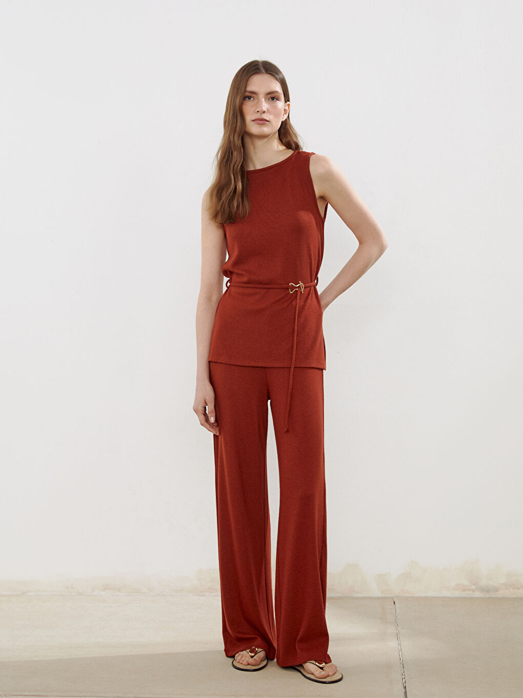 Kahverengi Bisiklet Yaka Kadın Triko Atlet-1