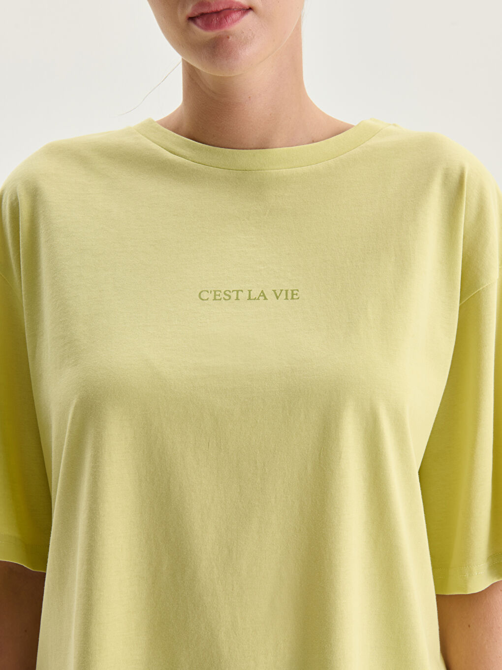 T-shirt Imprimé à Col Rond pour Femmes-2