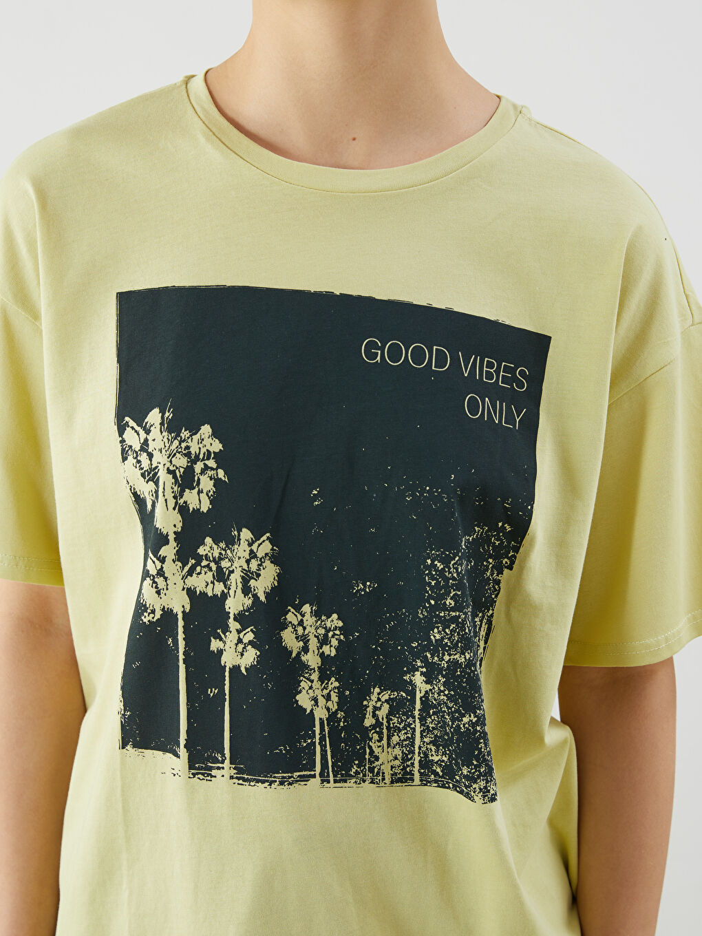 Crew Neck Printed Women's T-Shirt-2