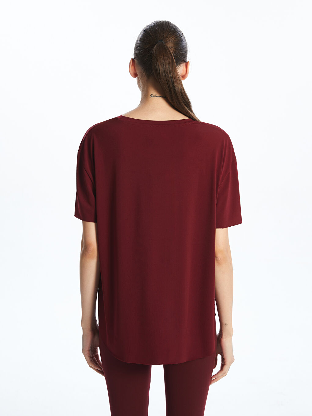 Bordo Bisiklet Yaka Modal Karışımlı Kadın Spor Tişört-3