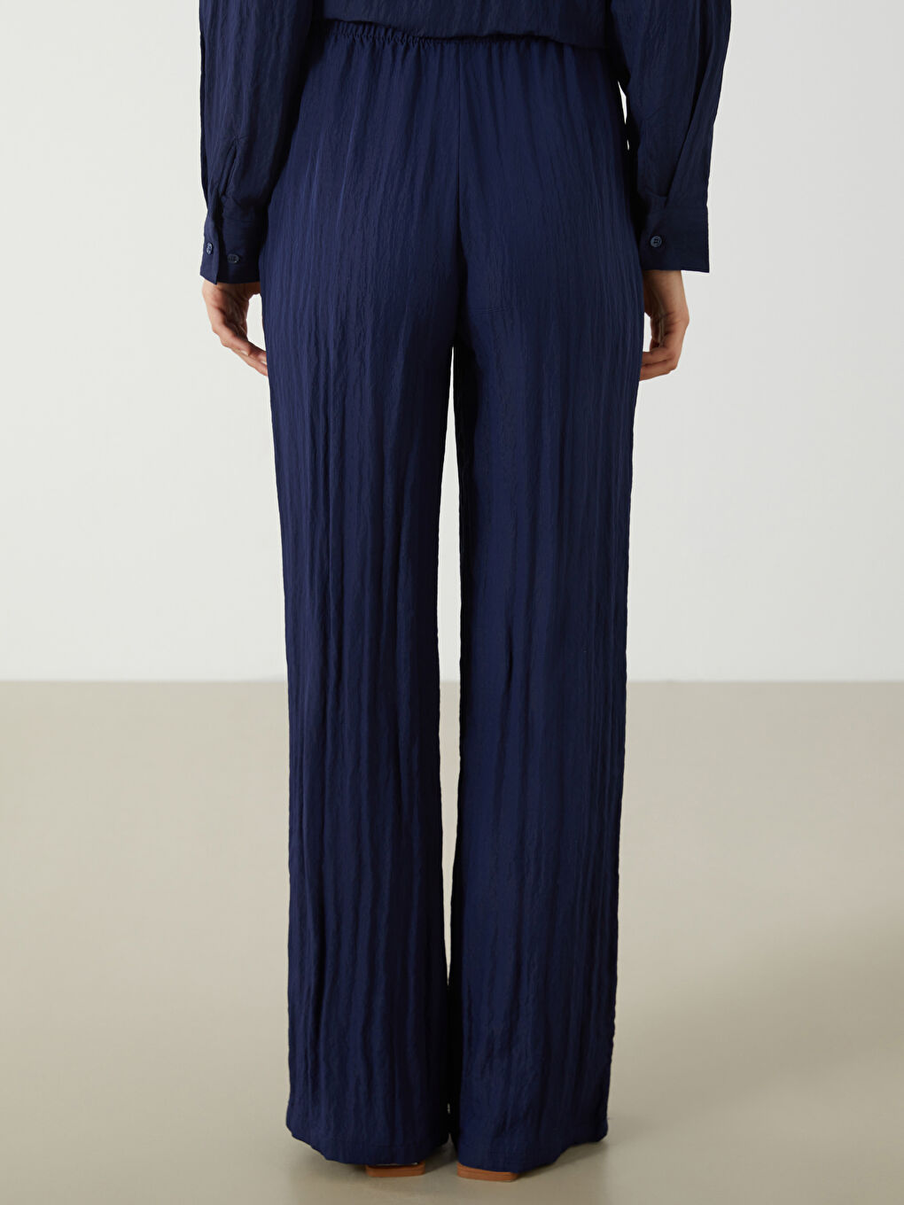 سروال نساء بخصر مطاطي ومجعد-3