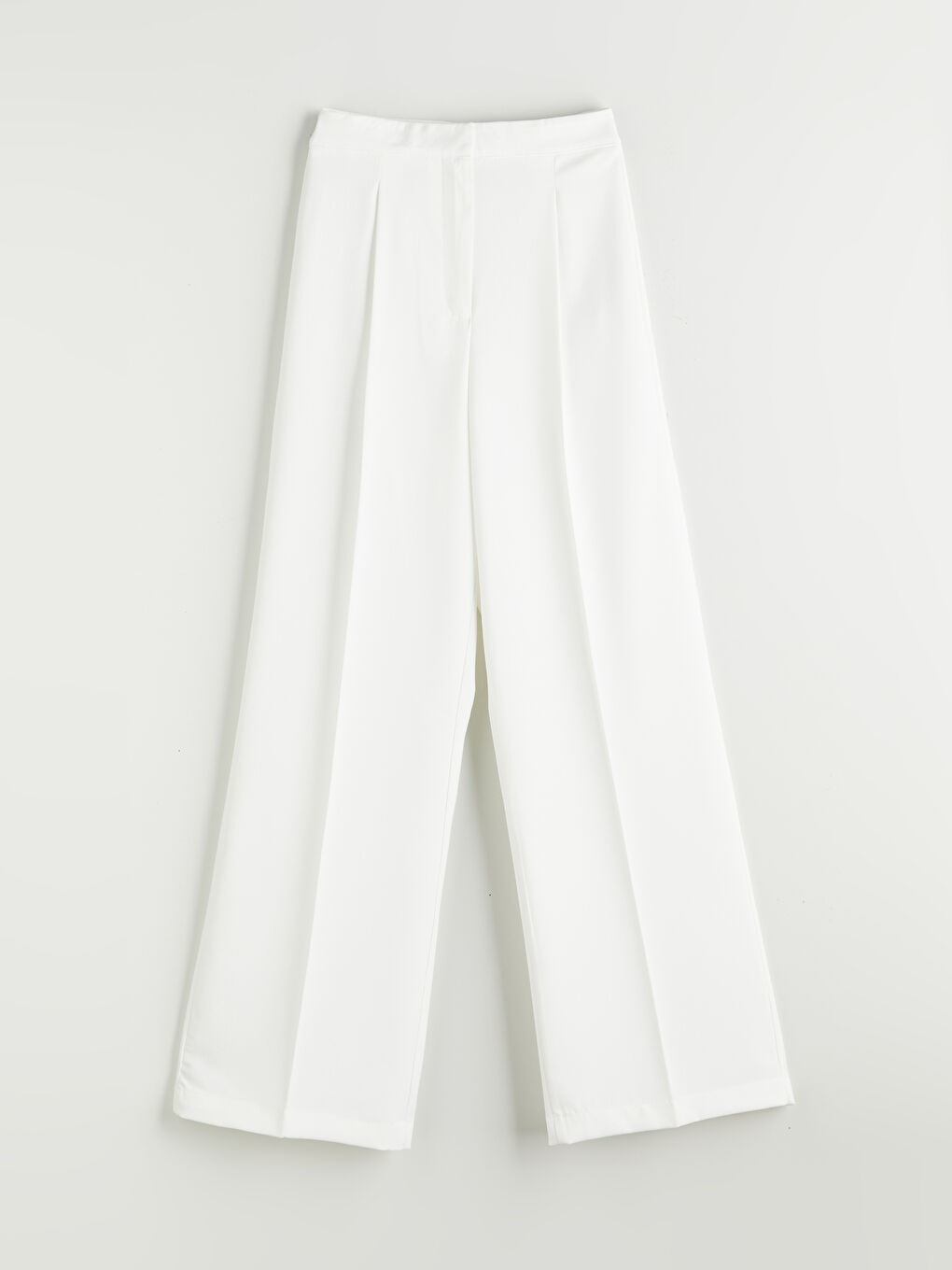 Beyaz Geniş Paça Pileli Kadın Pantolon-4
