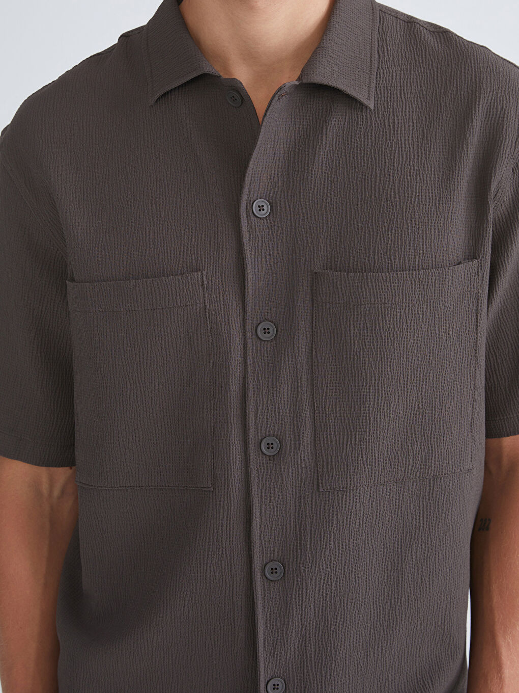 Kahverengi Rahat Kalıp Kısa Kollu Erkek Gömlek-4