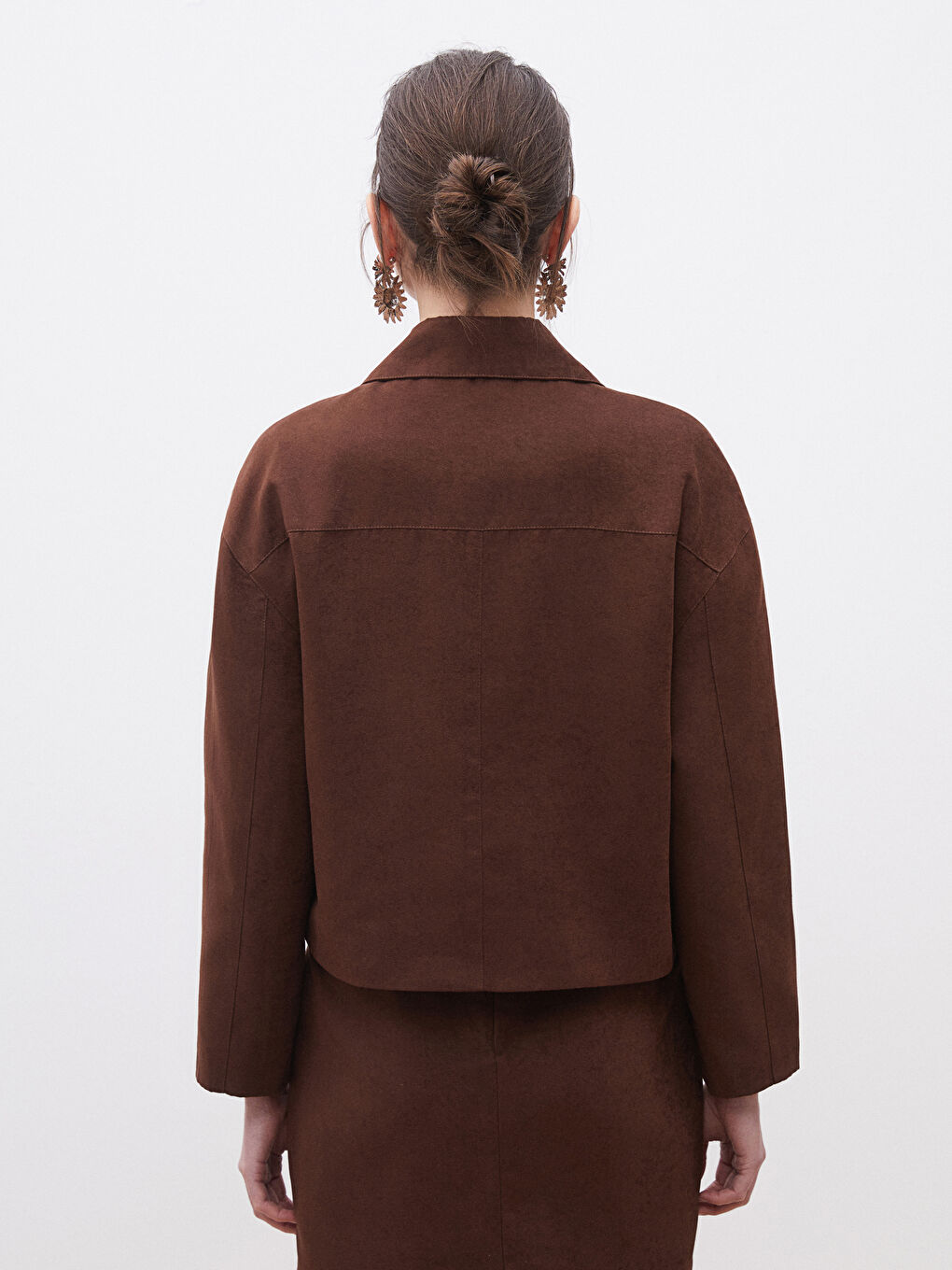 Kahverengi Gömlek Yaka Kadın Süet Görünümlü Ceket-3
