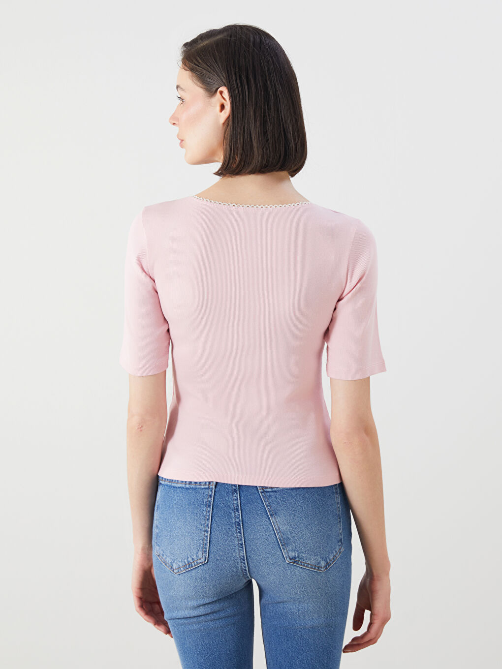 یاخەی U بۆ ژنان بەدی-3