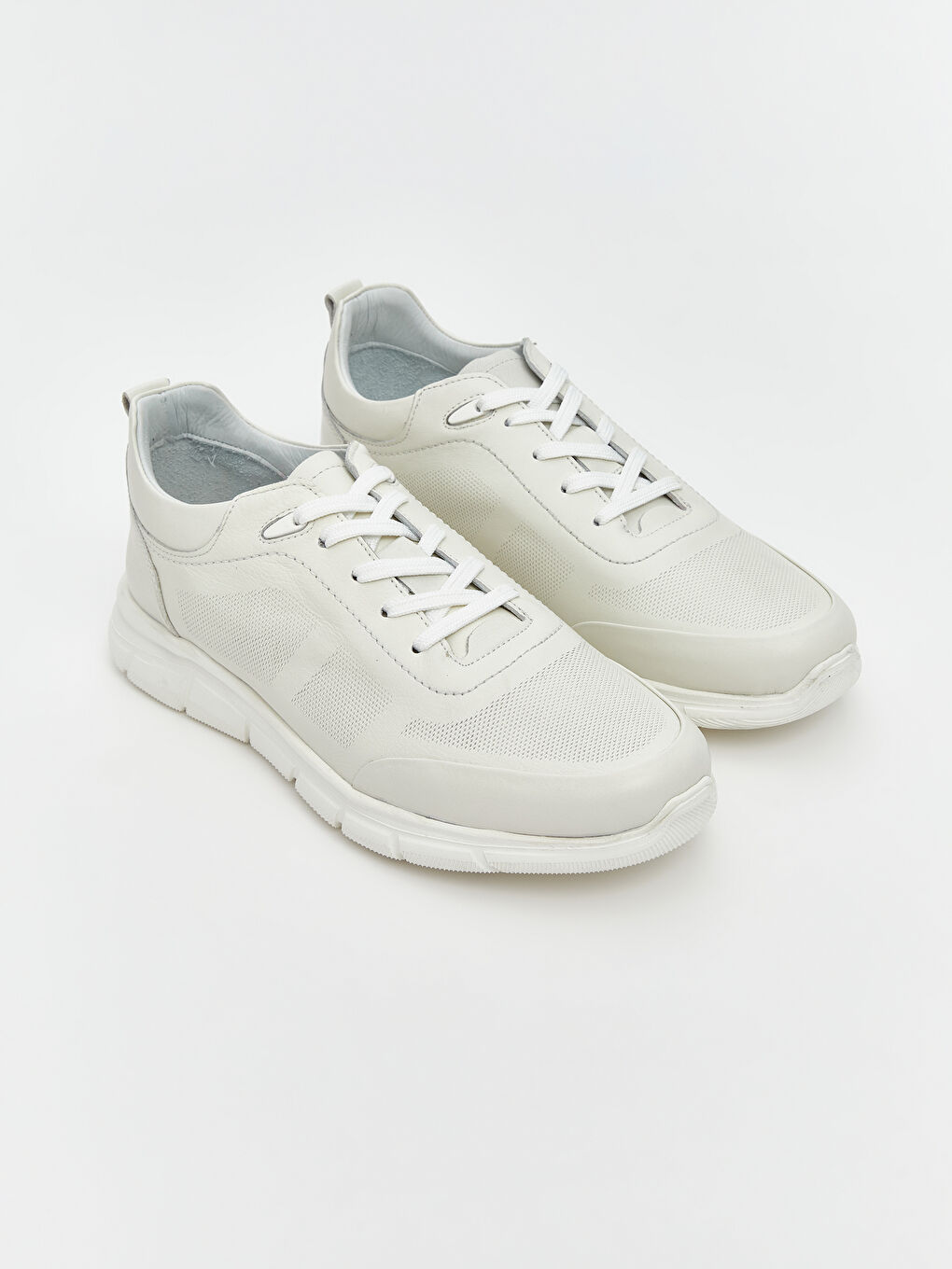 Bej Deri Görünümlü Erkek Spor Ayakkabı