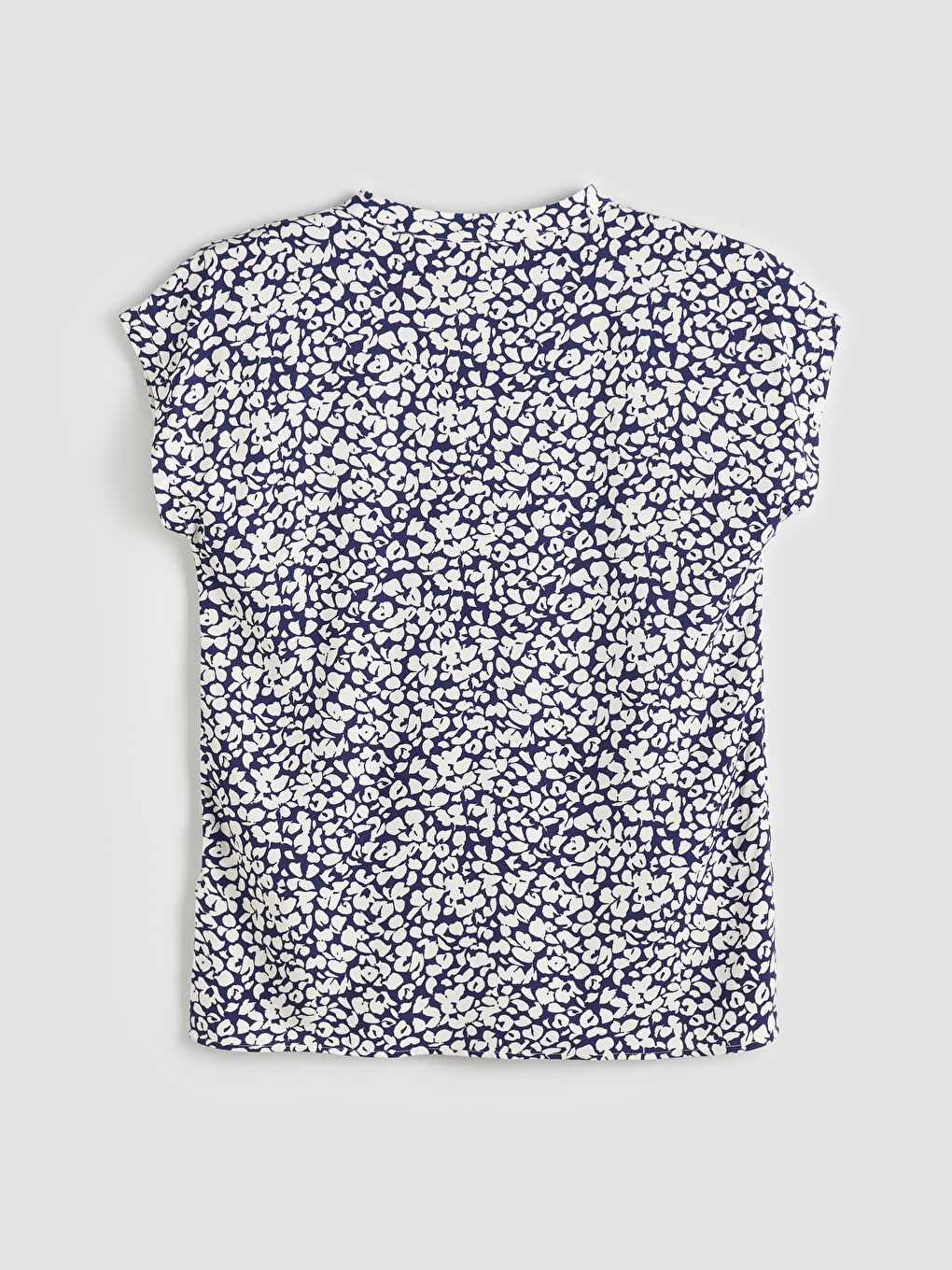 LCWAIKIKI Classic Notch Neck Floral Blouse -S5OI08Z8-LSJ
