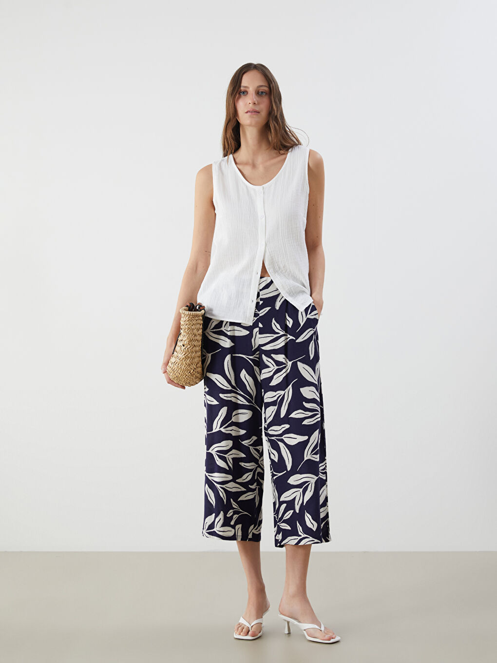 Elasticated Waist Floral Women's Capri -S5OI10Z8-LS3
