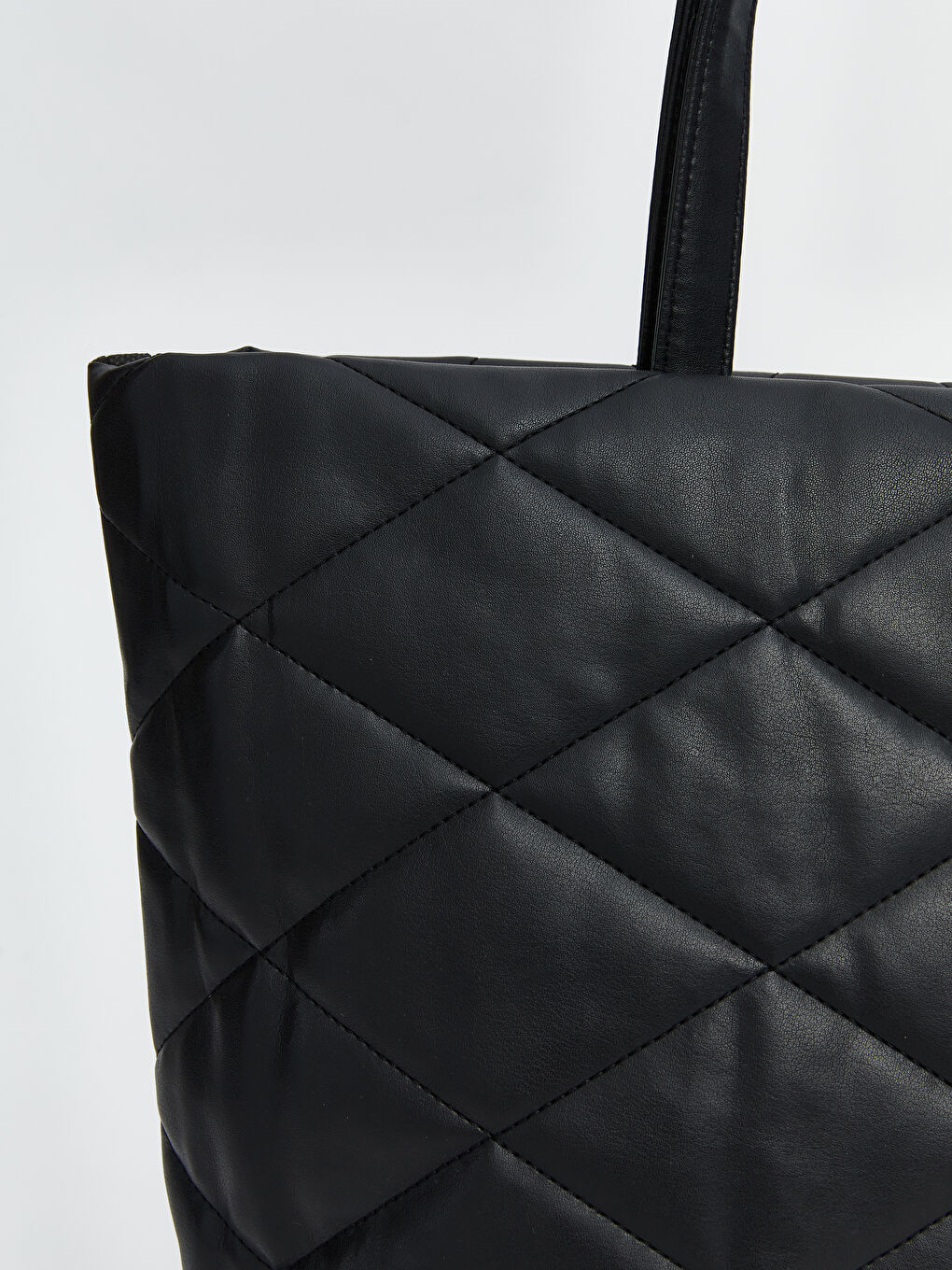 LCW ACCESSORIES Siyah Baklava Desenli Deri Görünümlü Kadın Omuz Çantası - 1