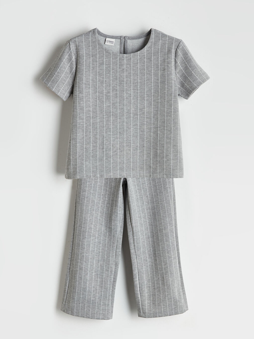 Gri Bisiklet Yaka Kız Çocuk Tişört ve Pantolon