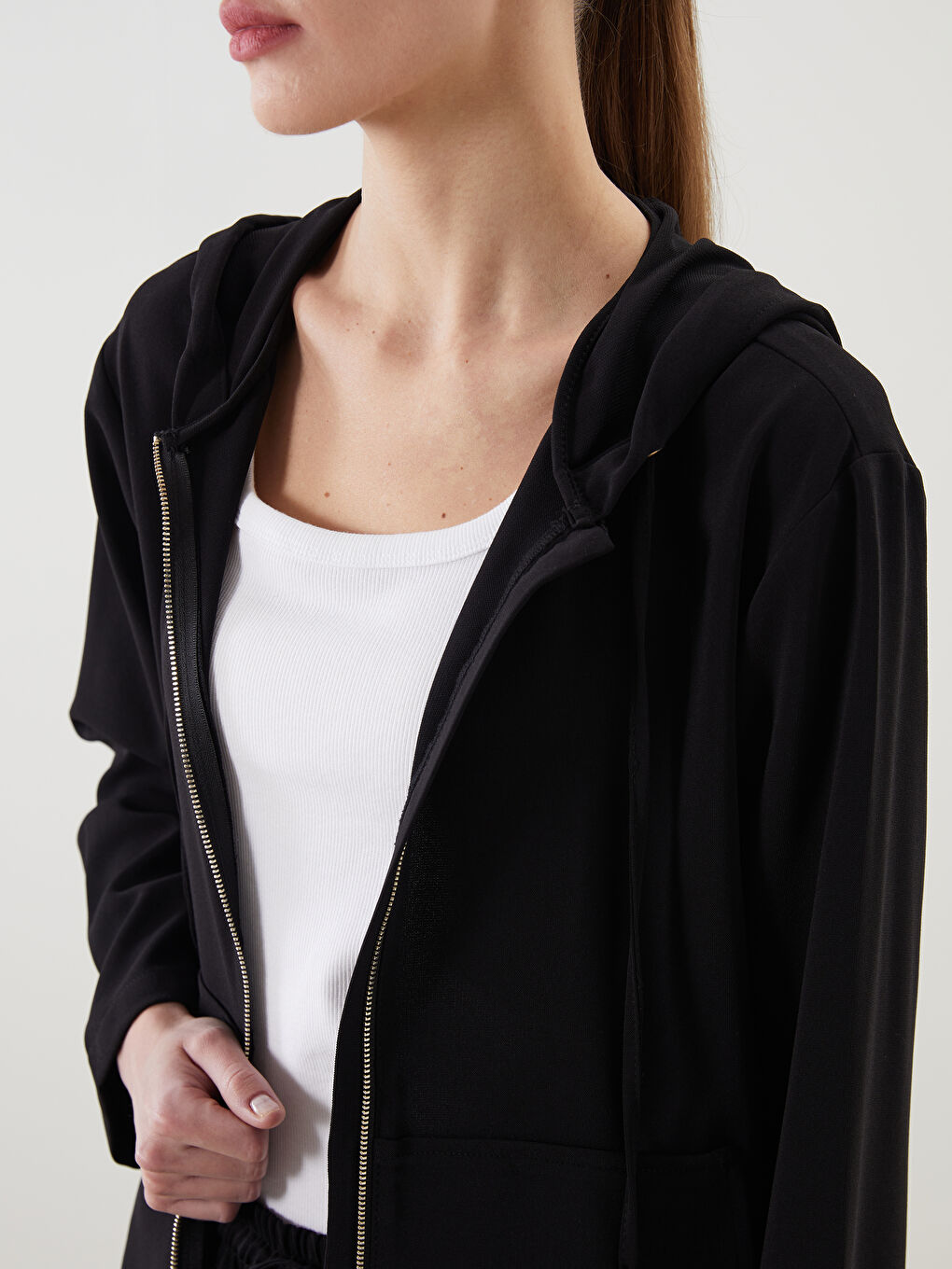 Siyah Kapüşonlu Kadın Tunik-2