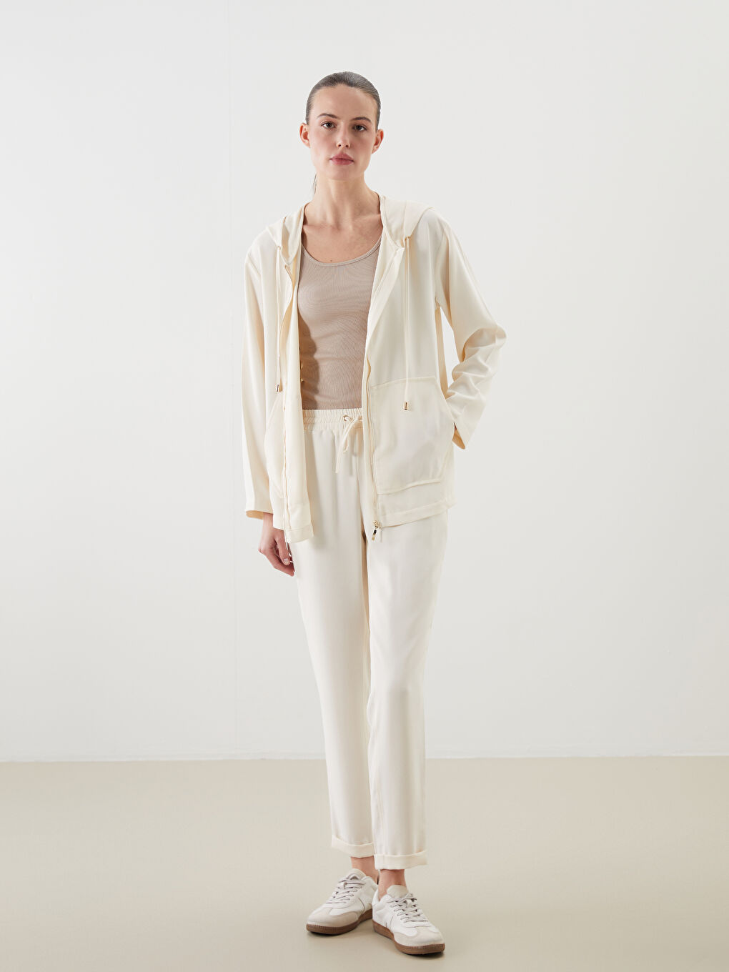 Bej Kapüşonlu Kadın Tunik-1