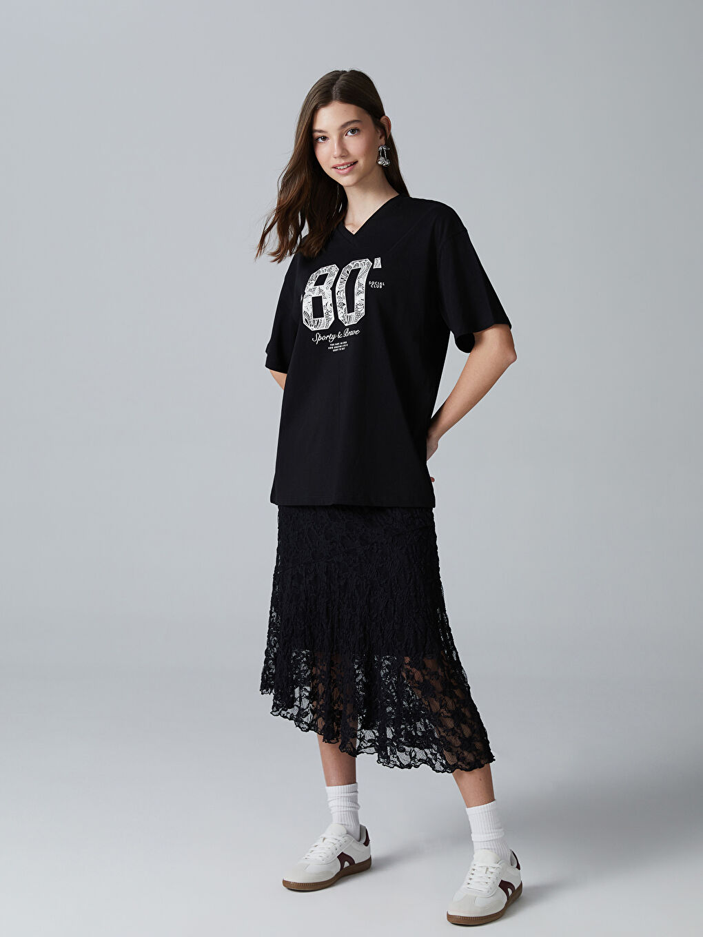 Teenage Girl BLACK T-Shirt -S5OK49Z4-CVL