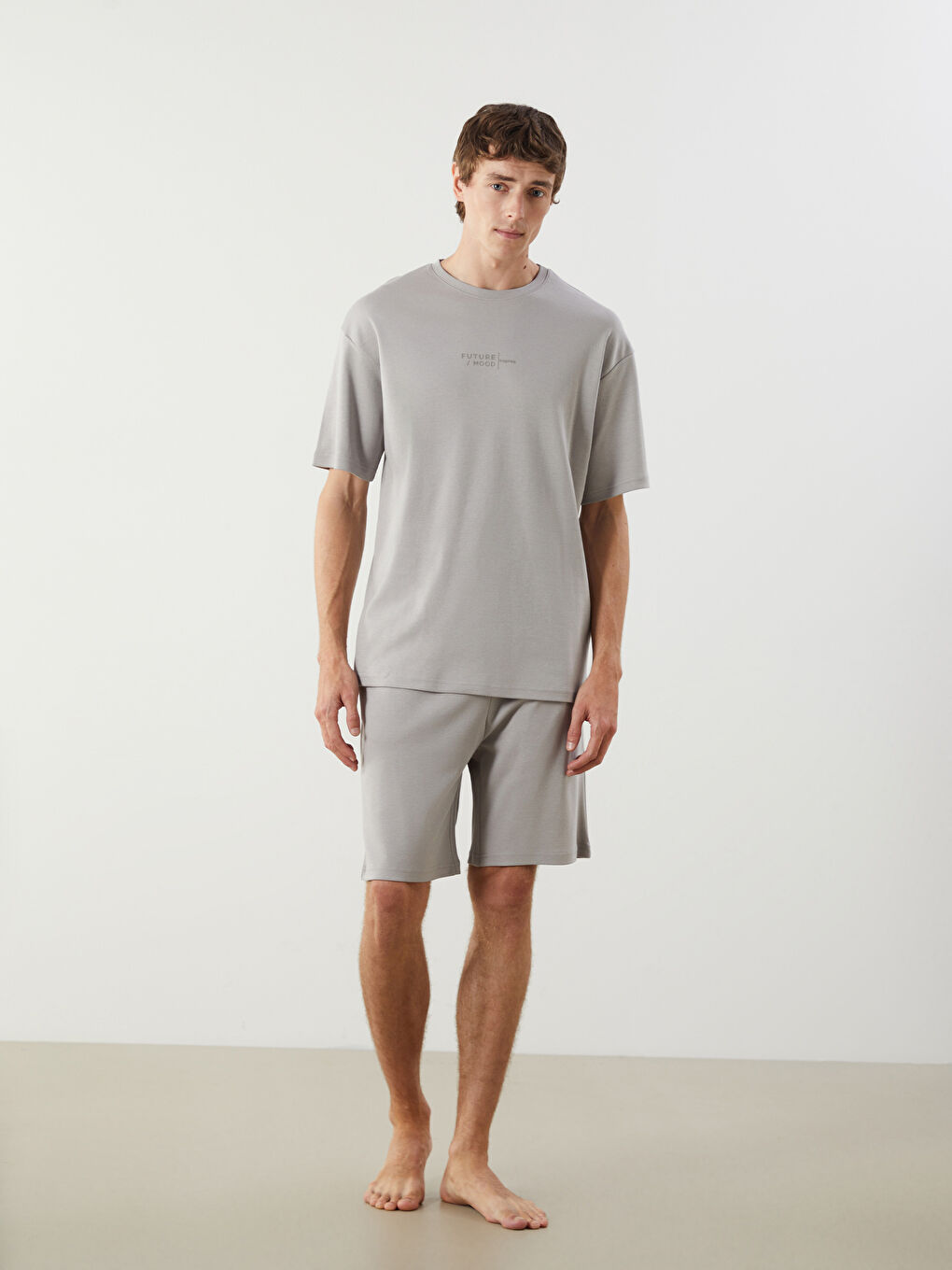 Gri Standart Kalıp Erkek Şortlu Pijama Takımı-1