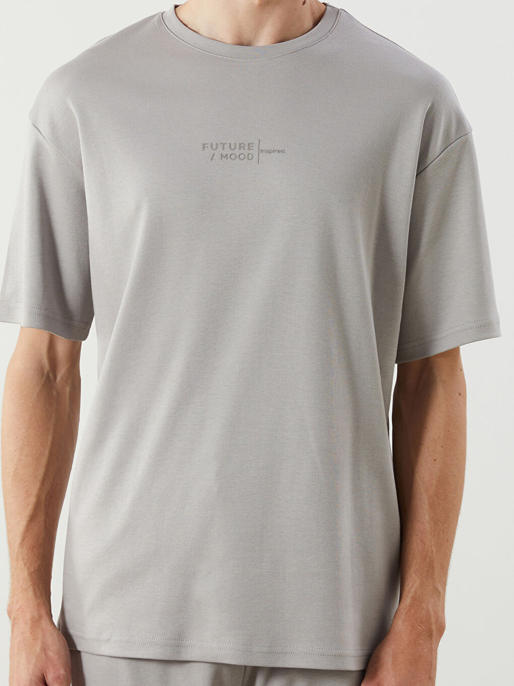 Gri Standart Kalıp Erkek Şortlu Pijama Takımı-2