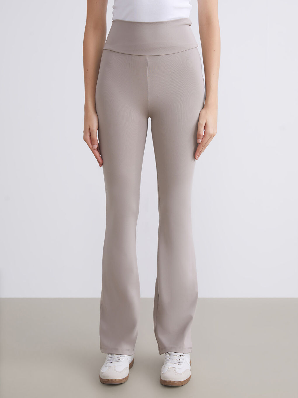 Elasticated Waist Flared Women's Sweatpants-1