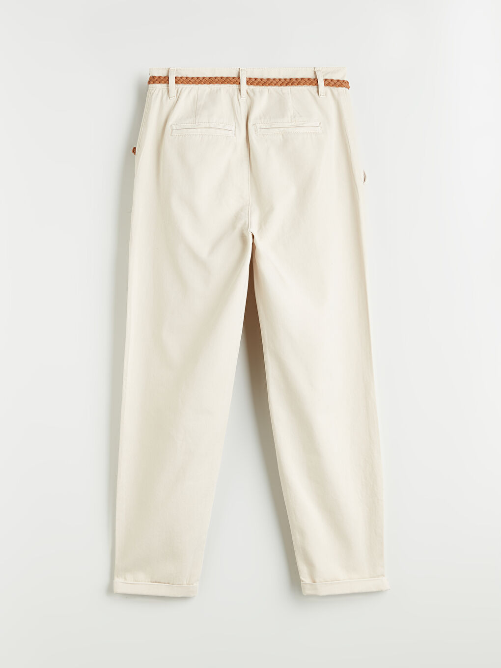 Bej Beli Kemerli Carrot Fit Kadın Jean Pantolon-5