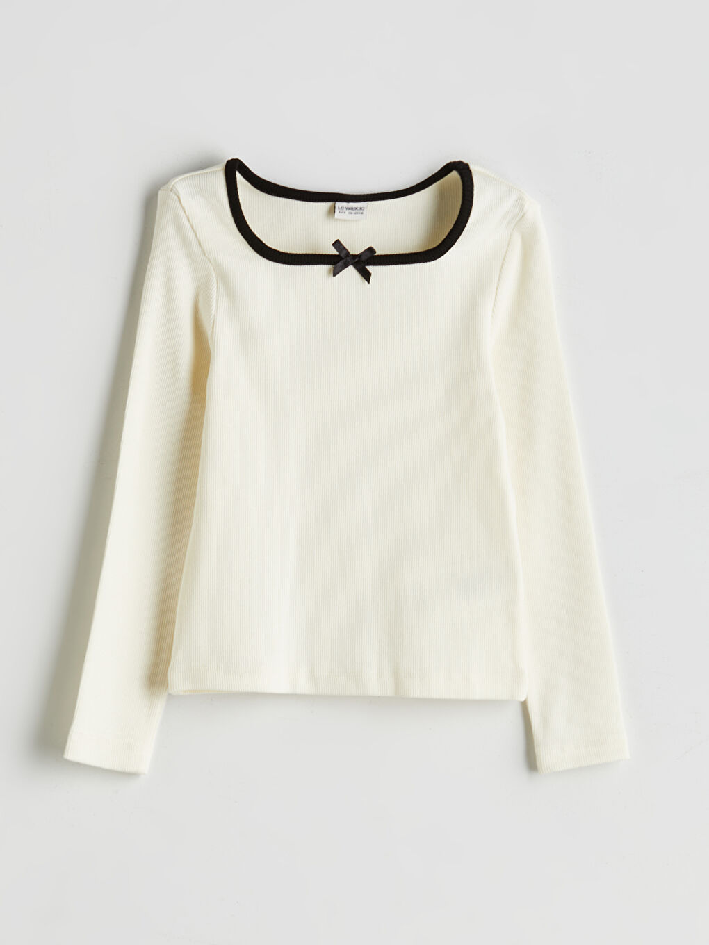 Ekru Bisiklet Yaka Fiyonk Detaylı Kız Çocuk Tişört