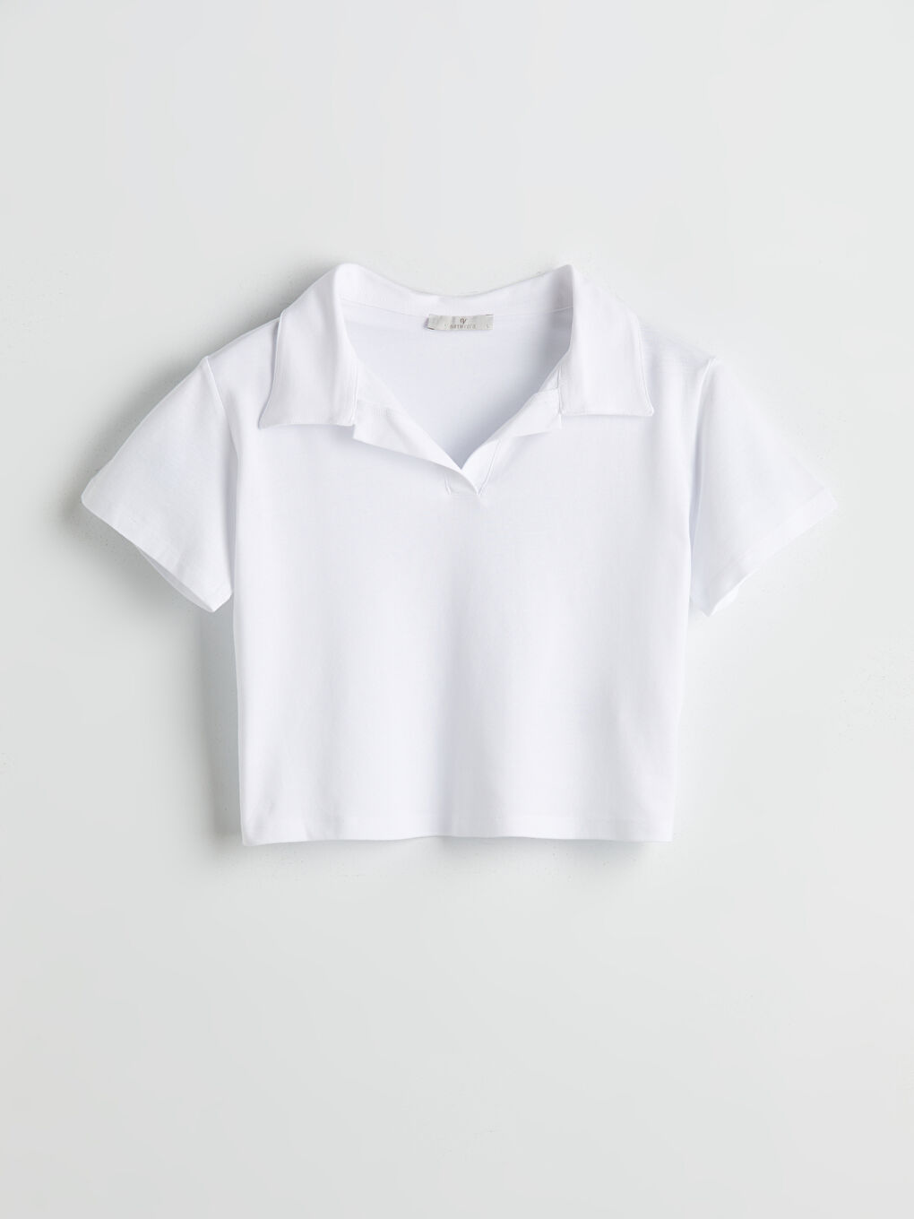 Natuvera Beyaz Polo Yaka Pike Crop